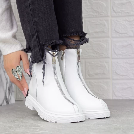 2N32 Weiße Stiefel Mei