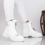 2N22 Weiße Stiefel Mei