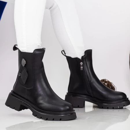 Stiefel auf der 2WL305 -Plattform Black | Mei