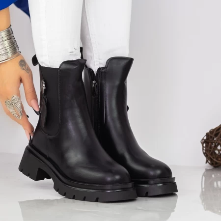 Stiefel auf der 2WL305 -Plattform Black | Mei