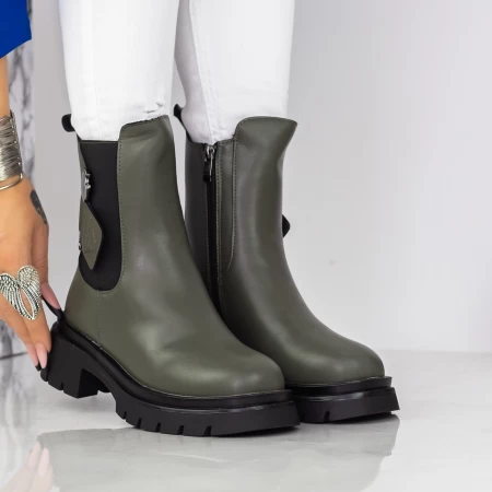 Stiefel auf der 2WL305 -Plattform Grün | Mei