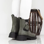 Stiefel auf der 2WL305 -Plattform Grün | Mei