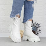Stiefel auf der weißen Plattform MX321 Mei