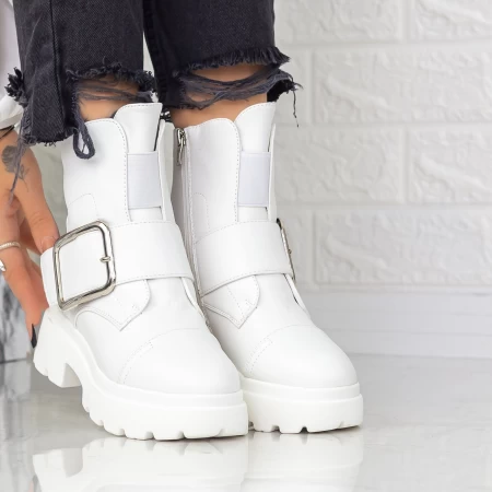 Stiefel auf der weißen Plattform 2MX383 Mei
