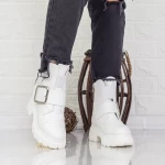 Stiefel auf der weißen Plattform 2MX383 Mei