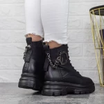 Stiefel auf der 2mx508 Plattform Black | Mei