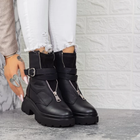 Stiefel auf der 2MX513 -Plattform Black | Mei