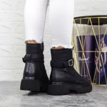 Stiefel auf der 2MX513 -Plattform Black | Mei