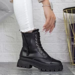 Stiefel auf der schwarzen Plattform 2xj77 Mei