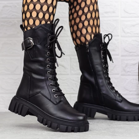 D5641E schwarze Stiefel Gebildet