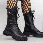 D5641E schwarze Stiefel Gebildet