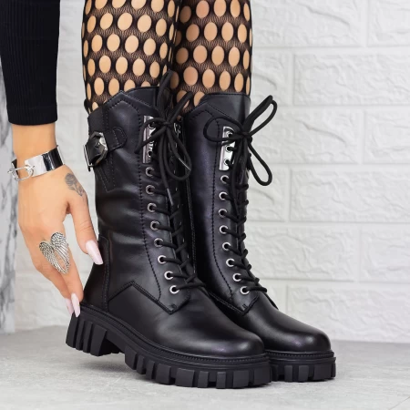 D5641E schwarze Stiefel Gebildet