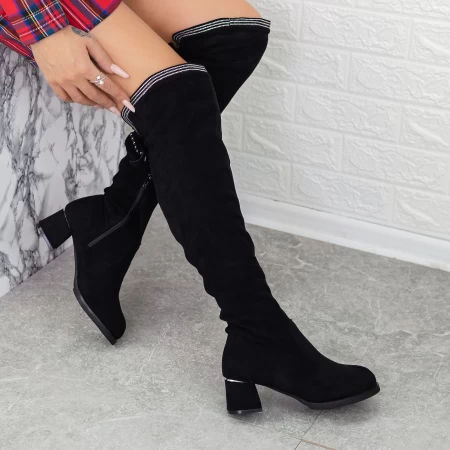 Frauenstiefel mit einem dicken Absatz 2mx550 Black | Mei