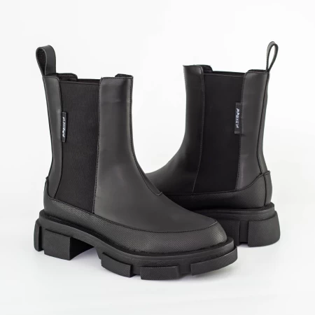 K8579-B schwarze Stiefel Jose Simon