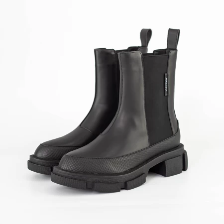 K8579-B schwarze Stiefel Jose Simon
