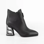 Kurze Stiefel mit einer dicken Ferse K231-644a Schwarz | Jose Simon