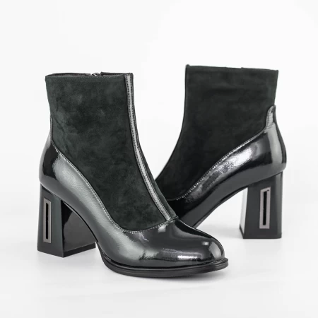 Kurze Stiefel mit einer dicken Ferse K9191-1b Green | Jose Simon