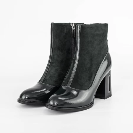 Kurze Stiefel mit einer dicken Ferse K9191-1b Green | Jose Simon