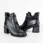 Kurze Stiefel mit einer dicken Ferse K5375-3178B Green | Jose Simon