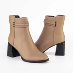 Kurze Stiefel mit einer dicken Ferse K822-1b Khaki | Jose Simon