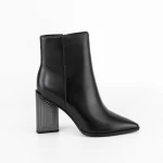 Kurze Stiefel mit einer dicken Ferse K1855-5-61A Black | Jose Simon