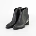 Kurze Stiefel mit einer dicken Ferse K45-111B Green | Jose Simon