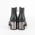 Kurze Stiefel mit einer dicken Ferse K45-111B Green | Jose Simon