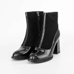 Kurze Stiefel mit einer dicken Ferse K9191-1a Black | Jose Simon
