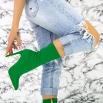 Kurze Stiefel mit einem dünnen Absatz crl001 grün | Engelblau