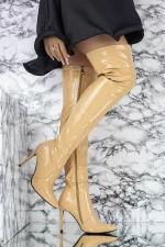 Frauenstiefel mit einem dünnen Absatz TN-022 Beige Botinelli