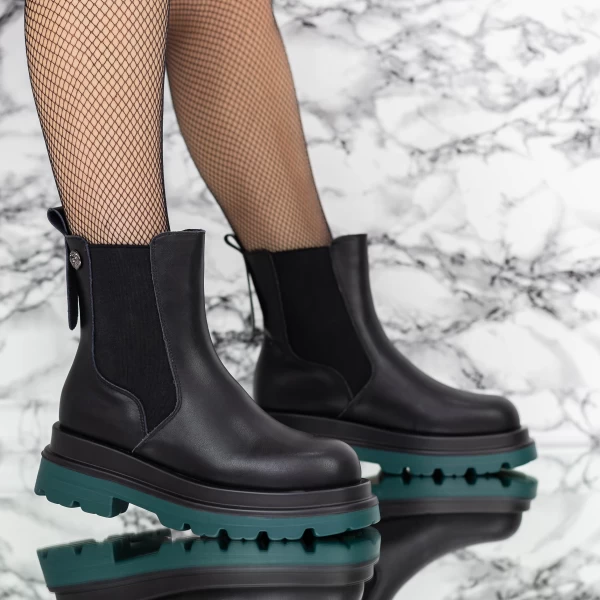 Stiefel 876-2 Schwarz | Gebildet