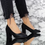Schwarze Fersenschuhe dicke Fersenschuhe Mei