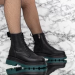 Stiefel 876-3 Schwarz | Gebildet