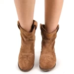 YBS61 Stiefel hellbraun Mei