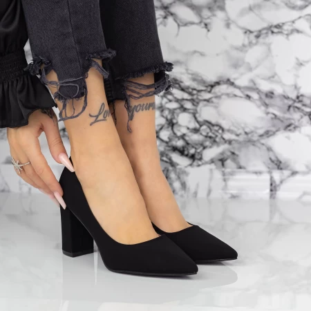 2yz6 dicke High Heels Mei