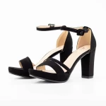 Sandalen auf einer dicken Ferse und 2YXD69 -Plattform schwarz | Mei