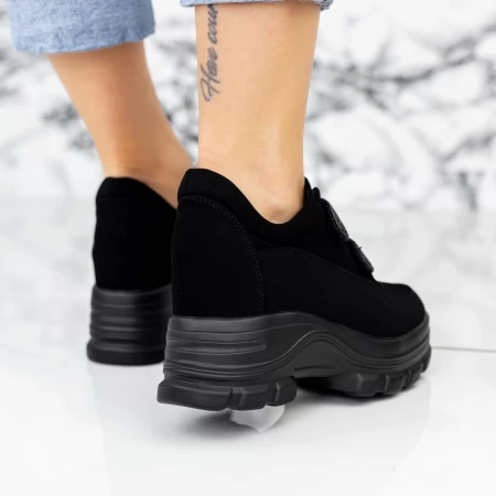 Sportschuhe auf der 2xn1 schwarzen Plattform Mei