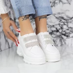 Sportschuhe auf der 2xn1 weißen Plattform Mei
