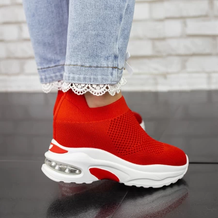 Sportschuhe auf der 2mx1 -Plattform rot | Mei