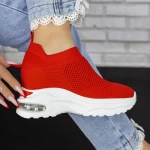 Sportschuhe auf der 2mx1 -Plattform rot | Mei