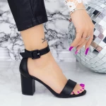 Sandalen mit einer dicken Ferse xkk230b schwarz | Mei