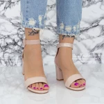 Sandalen mit einem dicken Absatz XKK230 Beige Mei
