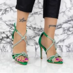 Sandalen mit einer dünnen Ferse 2ZB8 Green | Mei