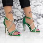 Sandalen mit einer dünnen Ferse 2ZB8 Green | Mei