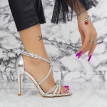 Sandalen mit einem dünnen Absatz 2ZB8 Silber Mei