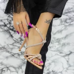 Sandalen mit einem dünnen Absatz 2ZB8 Champagner | Mei