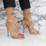Sandalen mit einem dünnen Absatz 2ZB8 Champagner | Mei