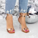 Sandalen mit einem dünnen Absatz 2BD26 Champagner | Mei