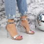 Sandalen mit einem dünnen Absatz 2BD26 Silber Mei