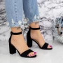 Sandalen mit dicken Absätzen 2RG16 Schwarz | Mei